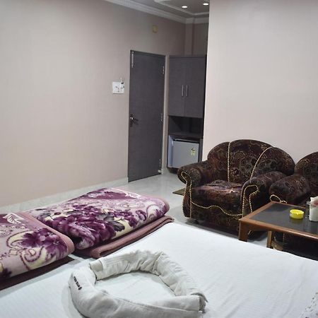 Hotel Suraj Balasore Eksteriør billede